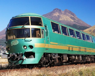 期間限定！この夏は、2つの人気観光列車に乗って、熊本・大分へ