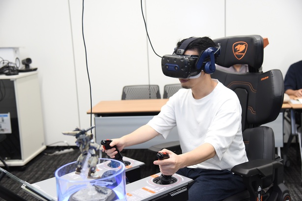 VRゴーグルも装着し、ゲームスタート