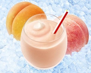 マックシェイク夏の新作は「黄桃」×「白桃」