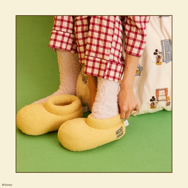 「【Sleep】Mickey/ルームブーツ」(5500円)はふんわりと包み込まれる履き心地