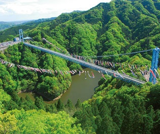 「竜神大吊橋」から眺める絶景に感動＆バンジーで大興奮！