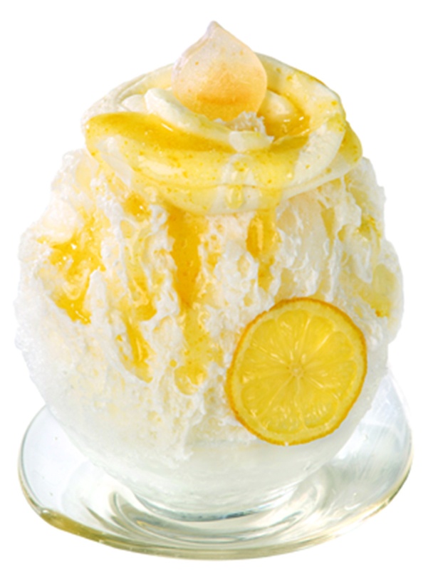【コチラもおすすめ！】6～8月に食べられるレモンの雫氷1,300円。「琥珀 レモンの雫」を添えた、さわやかなかき氷