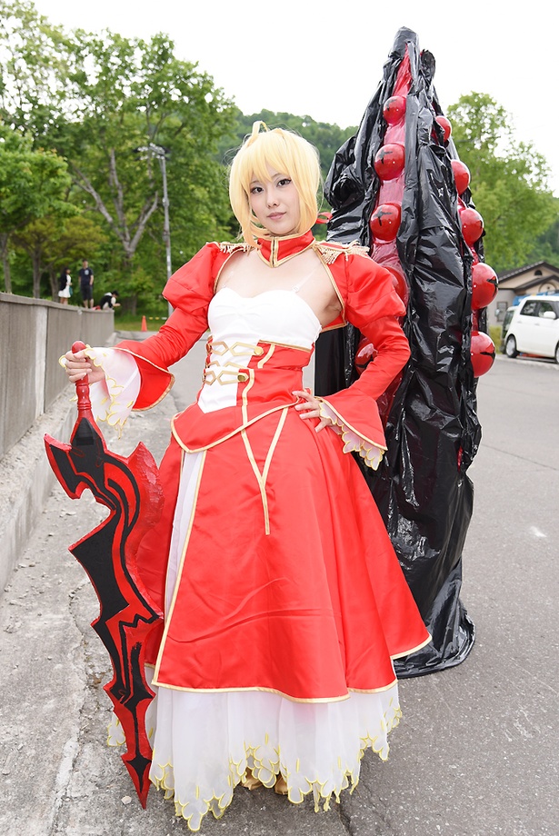 「Fate/Grand Order」のネロ・クラウディウスに扮する朝霧紫亞さん