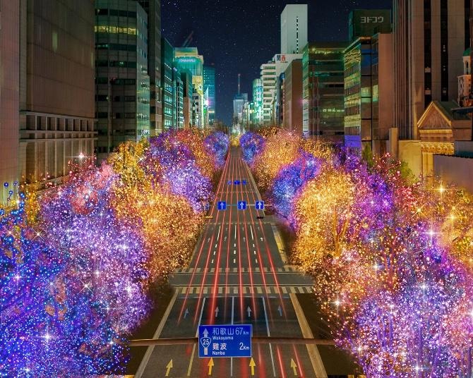 クリスマスデートにもおすすめな大阪のイルミネーションスポットを紹介！ロマンチックな演出が目白押し