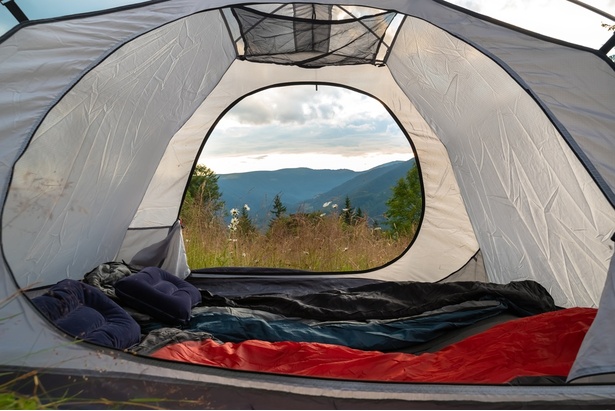 テントの中でも快適な就寝環境を整えよう