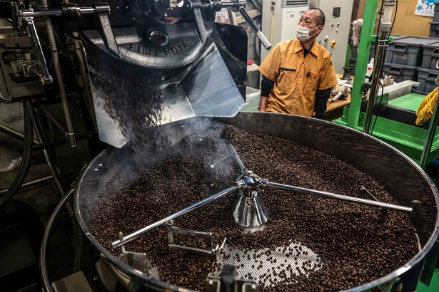  びっくりドンキーで使用している珈琲豆は、 自社基準を満たしたスペシャルティコーヒーに限定