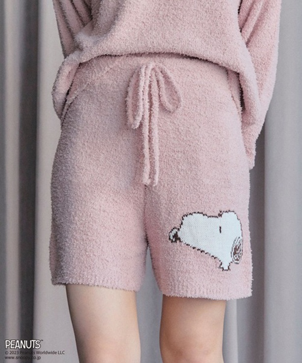 「スヌーピーもこもこショートパンツ(ピンク)」(4950円)