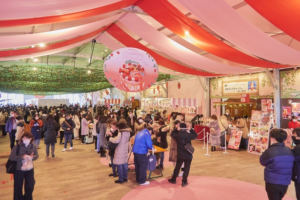 2013年に初めて開催された「Yokohama Strawberry Festival」は過去10年で延べ約180万人を動員