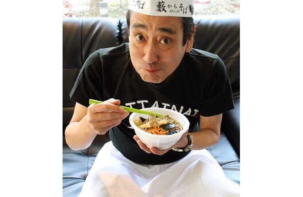 あられをのせたら、「いただきま〜す！」