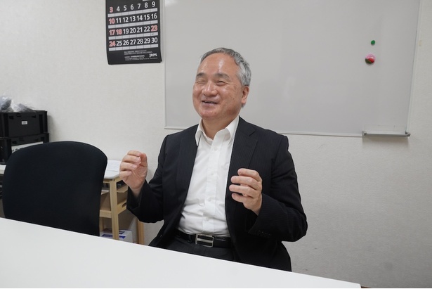 望月さんは起業するまでは英語の教師だったという