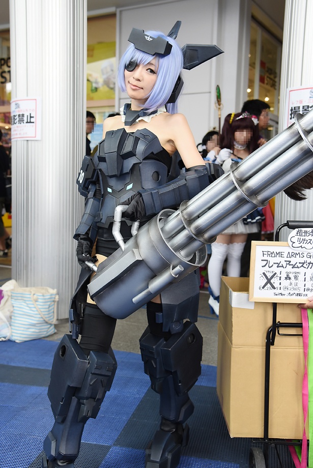 「フレームアームズ・ガール」の迅雷に扮する ぽちさん