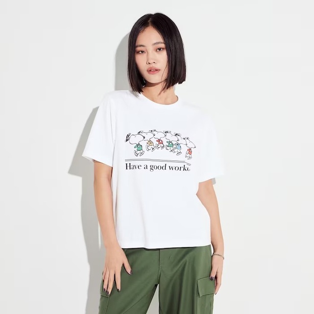 「半袖Tシャツ(00 WHITE)」(1500円) ※グラフィックはフロントのみ