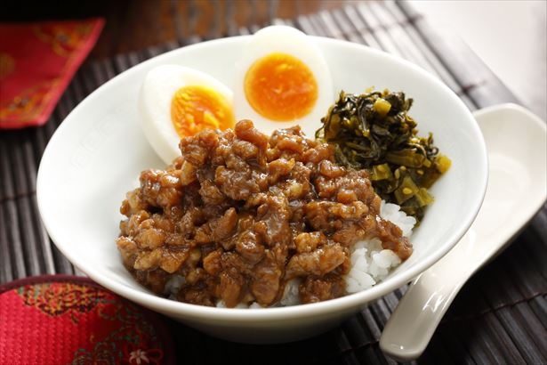 台湾の人気屋台飯、ルーローハン