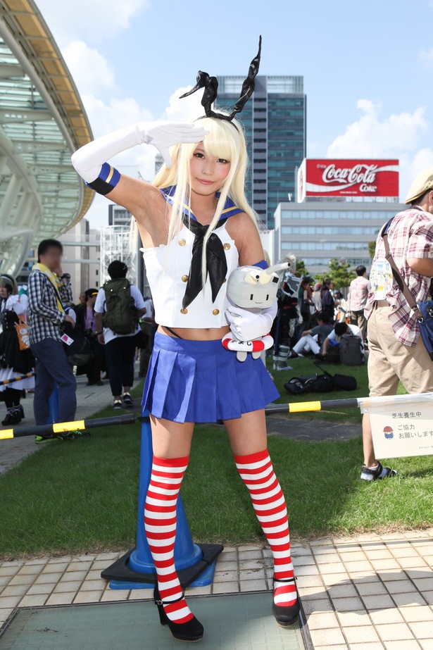 「艦隊これくしょん-艦これ-」の島風に扮したにゃにゃまるさん