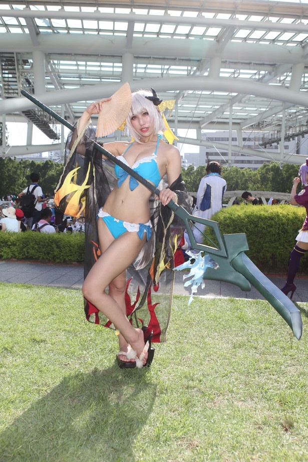 「Fate/Grand Order」の清姫に扮したみうさん