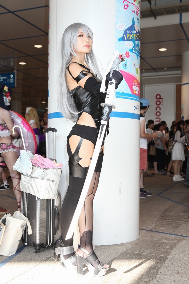 「ニーアオートマタ」のA2に扮した譲さん