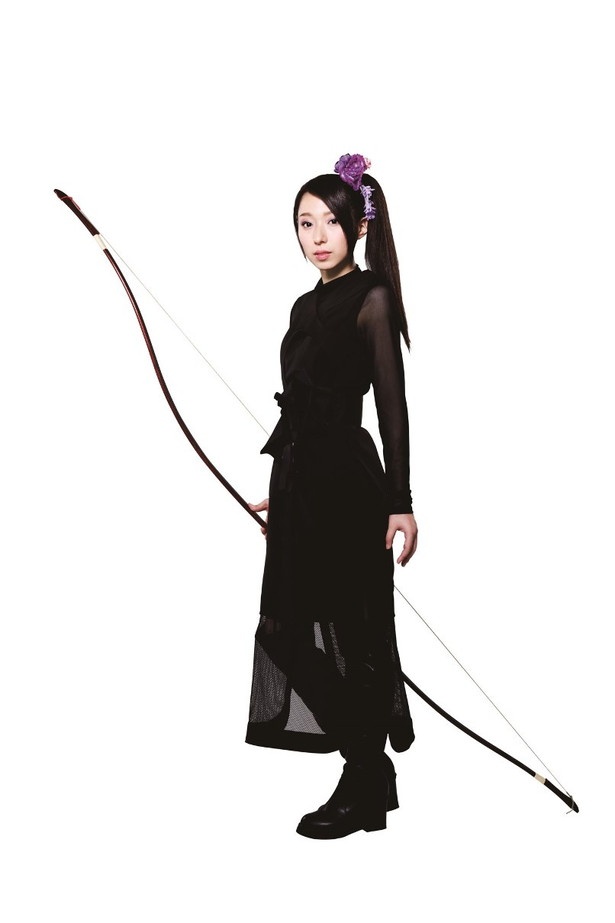 大黒柚姫の「黒鯱」舞台衣装