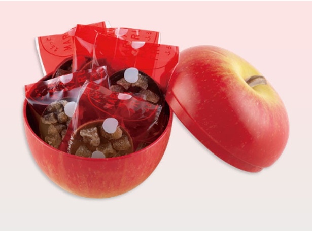 リンゴを模したパッケージがキュート＆インパクト大！まるっとかわいいふるうつ。の「まるっとフルーツ缶(りんご)」