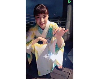 「LINE LIVE」で広瀬すずが今話題の「デートなう風」に生配信！