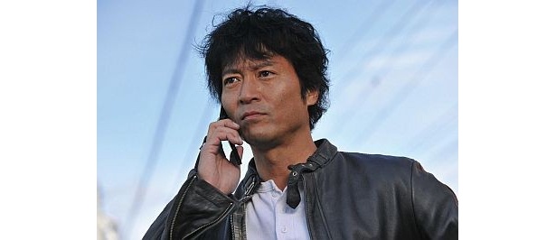 こちらもベテラン、寺脇康文が1/14スタートの「853〜刑事･加茂伸之介」(テレビ朝日系)に主演。難事件に挑む熱血刑事に扮する
