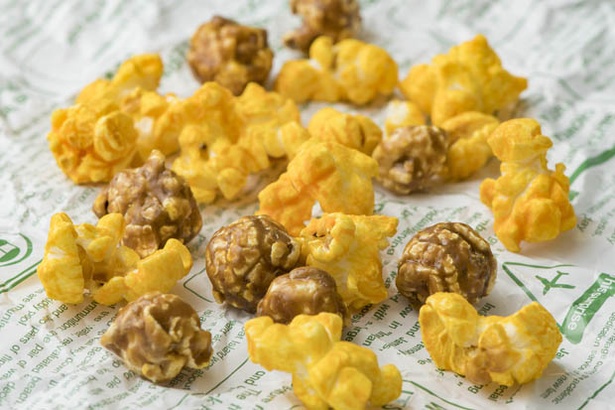 「Sabury popcornキャラメル＆チーズ」(540円)