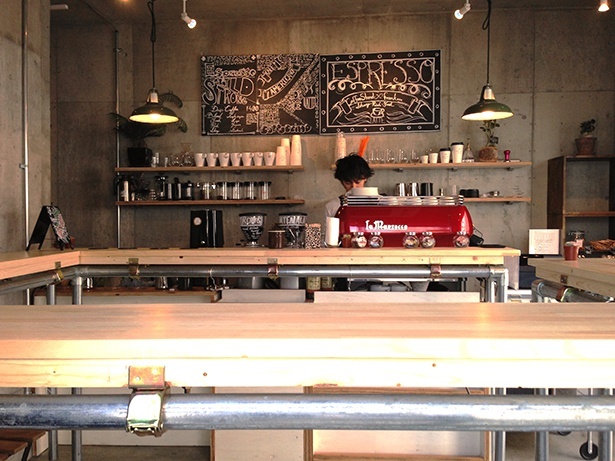 移転前の「Coffee Stand frank…」。栄町界隈でコーヒースタンドの先駆け的存在だった