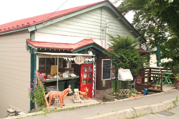 函館の人気観光スポット、元町エリアにある「まるたま小屋」