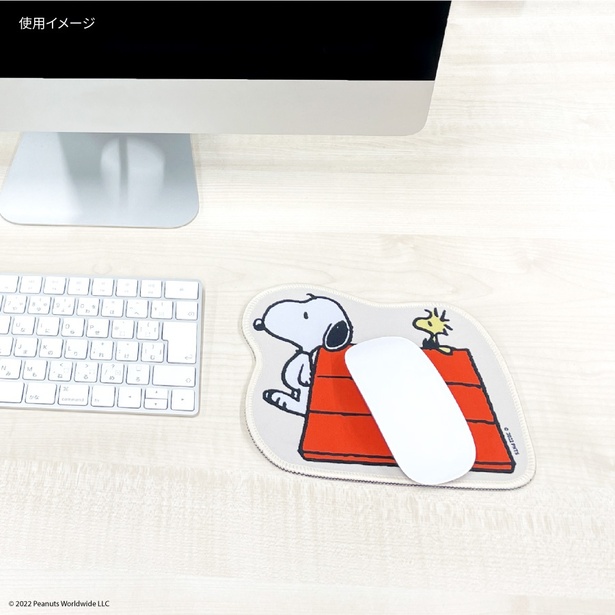  「ダイカットマウスパッド」(1628円) 