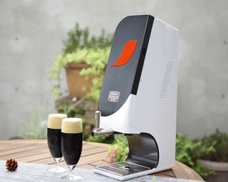 “泡”のドラフトコーヒーと“泡”料理を楽しむビアガーデン開催中！