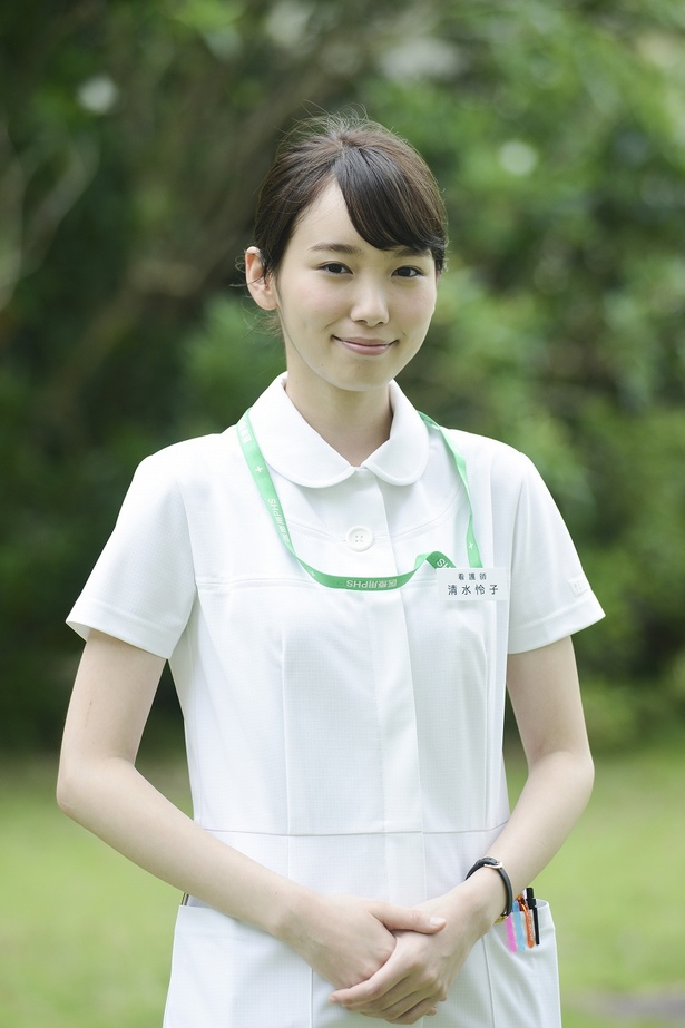 美人看護師・清水怜子役の飯豊