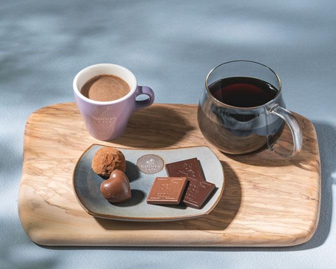 越前焼の器で楽しむチョコレート。ゴディバカフェに「福井コラボ カカオテイスティングセット」登場