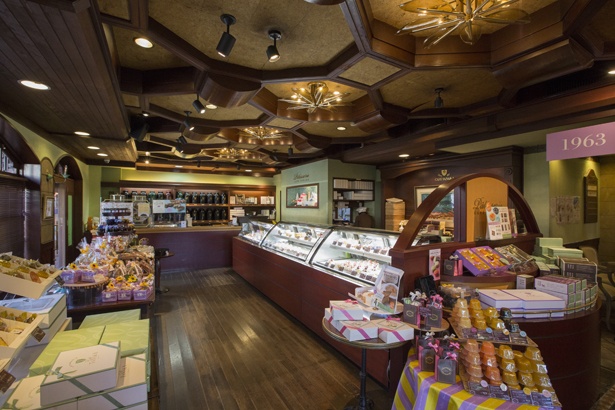 1963年に自家焙煎珈琲専門店として創業した「CAFÉ TANAKA 本店 」