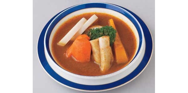 「カレーハウス横浜ボンベイ」の「温野菜カレー」は900円。デリー初期の味をアレンジしたカレーだ