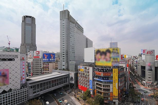 「渋谷マークシティ」。ショッピングモール、ホテル、オフィスなどで構成