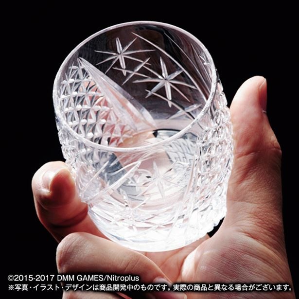 江戸切子協同組合に所属する伝統工芸士によるカッティング/鶴丸国永ver.
