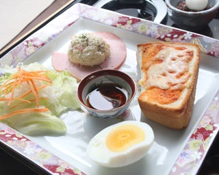 お得感たっぷりの“モーニング”が函館でも味わえる！「きんぎょ茶屋」