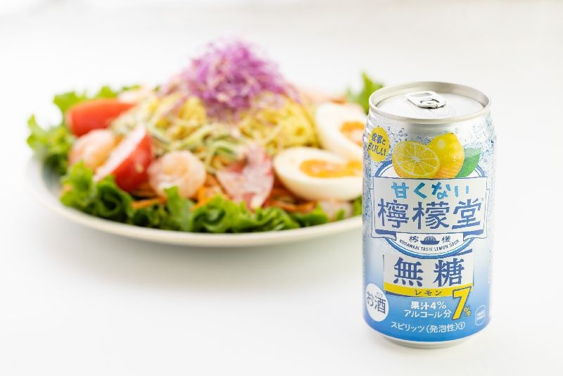 「甘くない檸檬堂」と「ラーメンサラダ」の相性は？