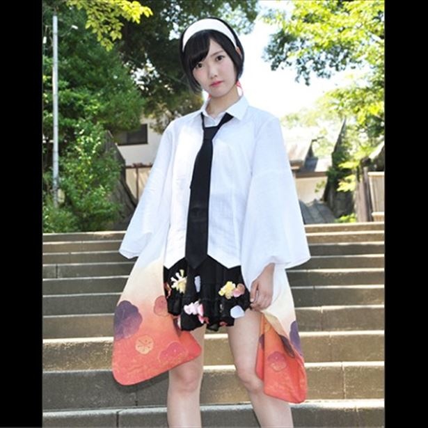 和風の洋服は石段とも合う