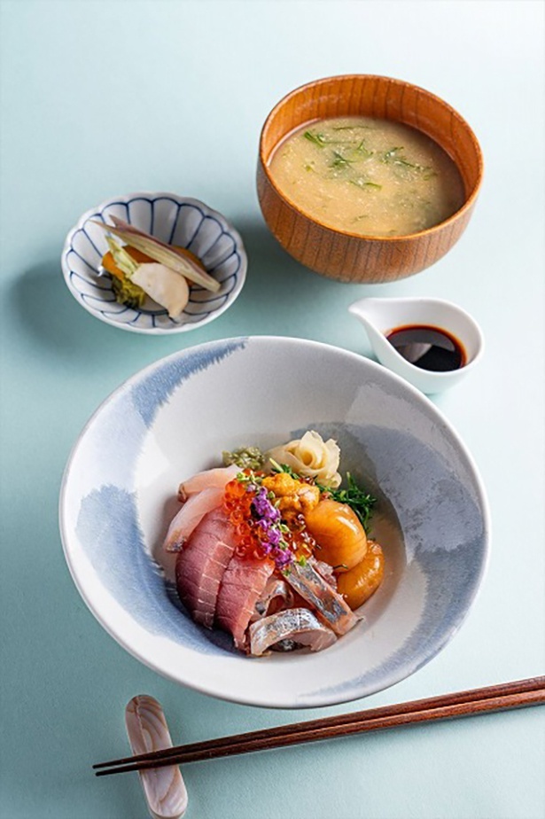 海の幸あれこれ海鮮丼　松前醤油