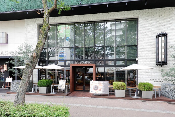 トレンドの発信地、福岡「大名」の中心地にあるデザイナーズレストラン