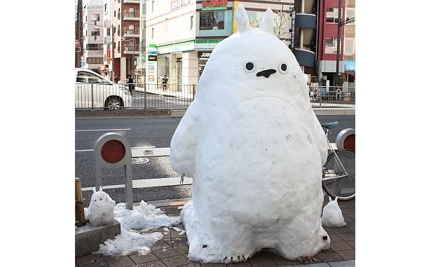 こちらはトトロ。傍らにはミニトトロも