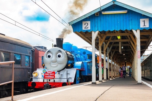 10周年となる「DAY OUT WITH THOMAS(TM)」で走行するきかんしゃトーマス号