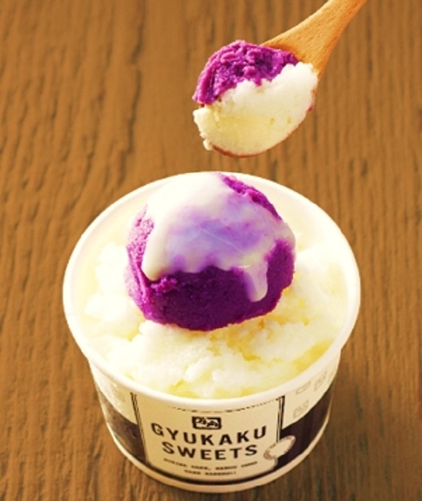紫いもミルクアイス(税抜250円)は、まさに紫いも！な食感と味わいを楽しめる一品