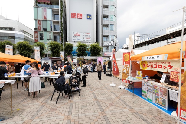 【画像】2024年6月7日～9日、JR御徒町駅南口前に広がる「おかちまちパンダ広場」で開催された「アゲフェス2024」