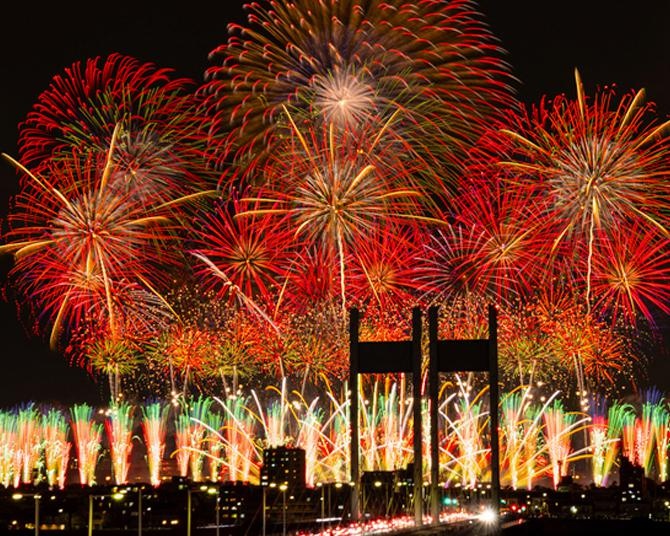 東京競馬場で「TOKYO シティポップ 花火 2024」7月3日開催！観覧席とホテル宿泊がセットになった便利でお得なツアーが発売