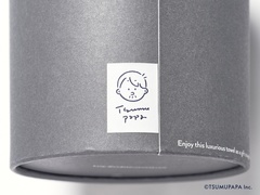 筒形ボックスにもつむぱぱのトレードマーク入り