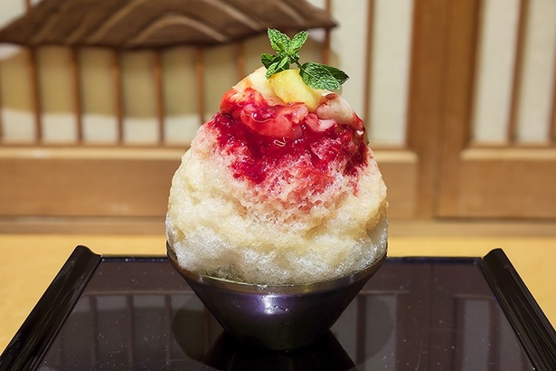 「川越 これがかき氷」の「ピーチメルバ」（2200円) ※各日50杯限定(予定)