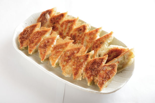 「生姜ぎょうざ」(8個420円)/ぎょうざ歩兵