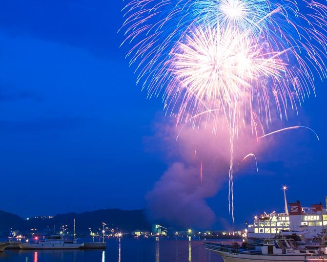 7月13日開催の「久里浜ペリー祭花火大会」完売のペア席＆ホテルがセットの便利でお得なツアーが発売中
