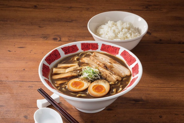 バーミヤンの「6種味くらべご当地ラーメン祭り」　富山ブラックラーメン(税抜699円)